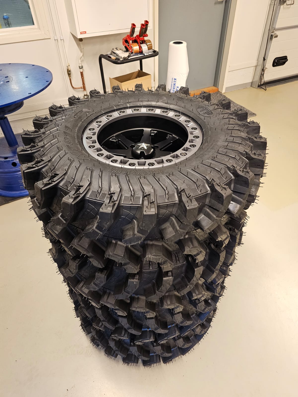 ITP 30x10.00-14 MT911 6x6 rengassarja